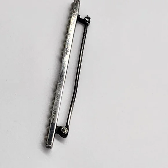 Sterling Sliver Seed Pearl Brooch Signed By C&H Co - Picture 7 of 15
